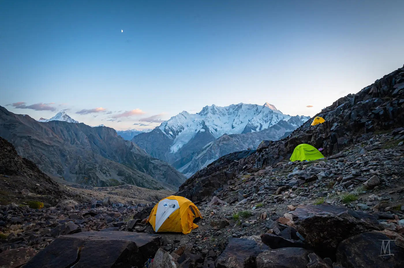 Passes, northern Pakistan. Photograph by Yashkuk