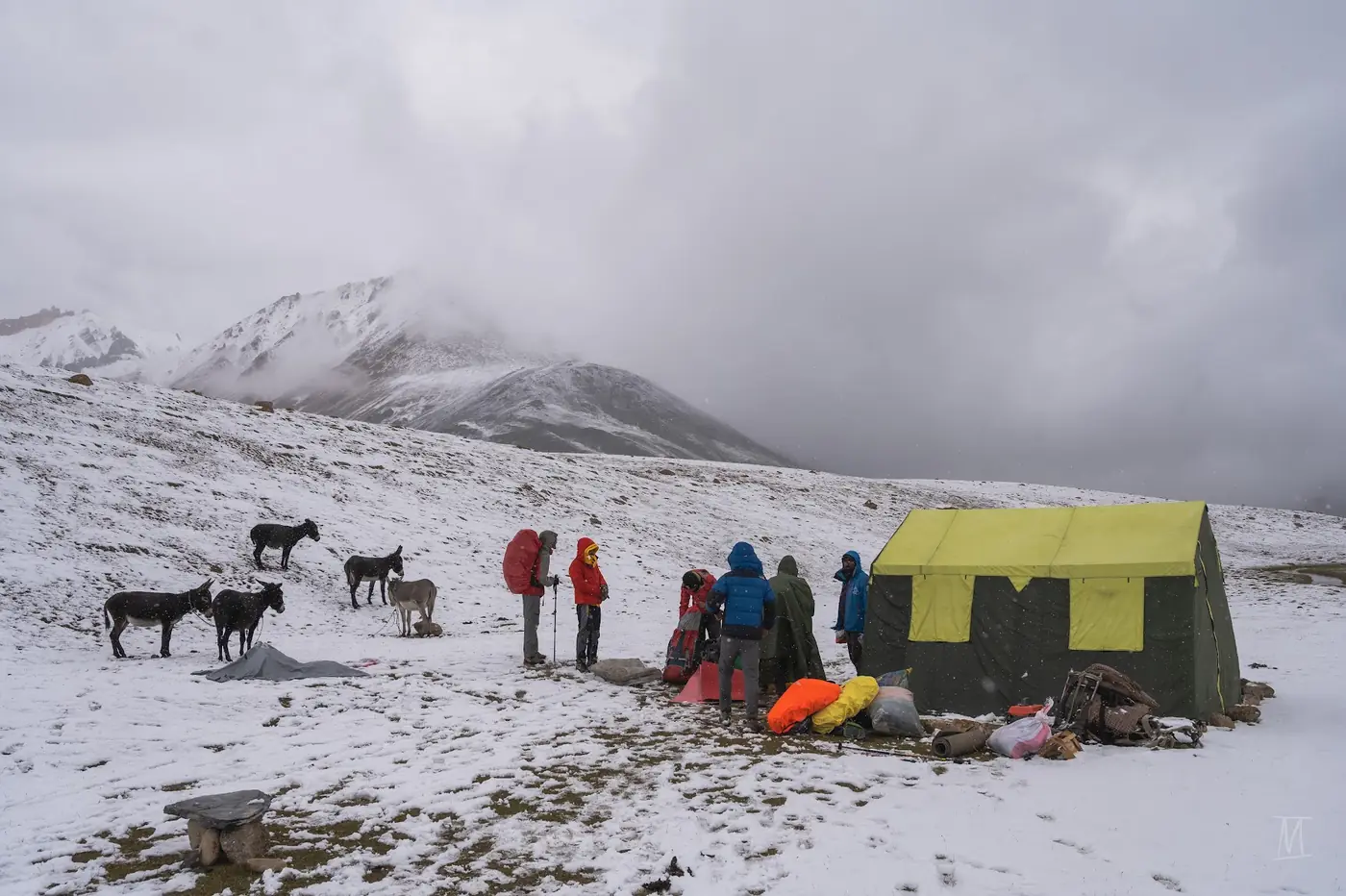 Passes, northern Pakistan. Photograph by Yashkuk
