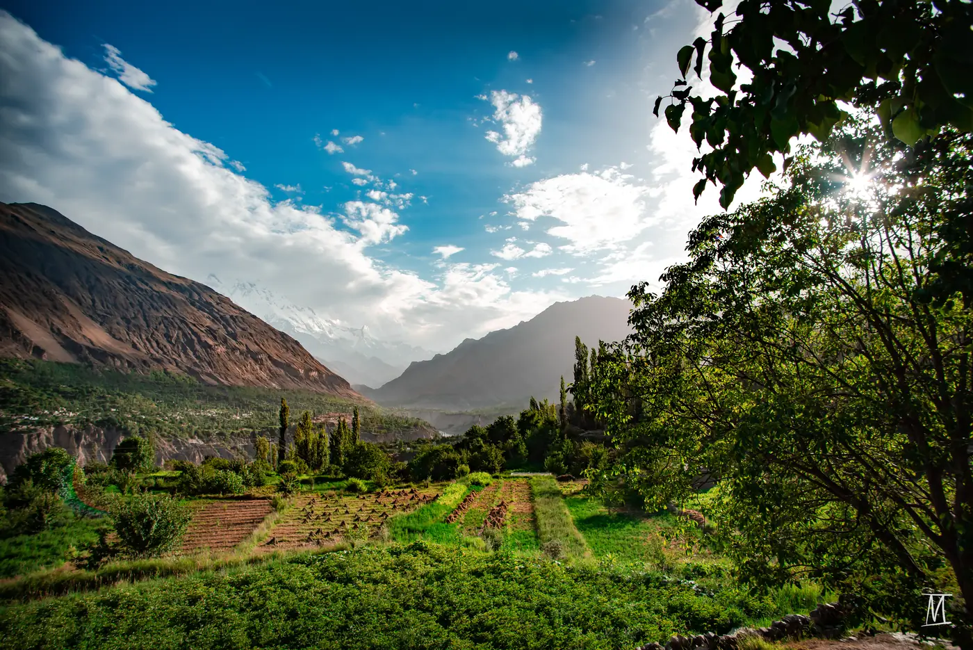 Valleys, northern Pakistan. Photograph by Yashkuk