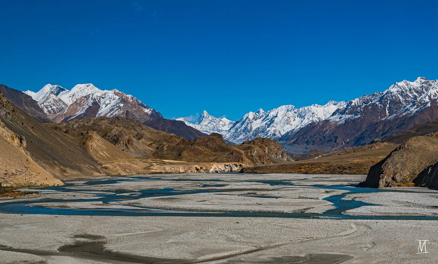 Valleys, northern Pakistan. Photograph by Yashkuk